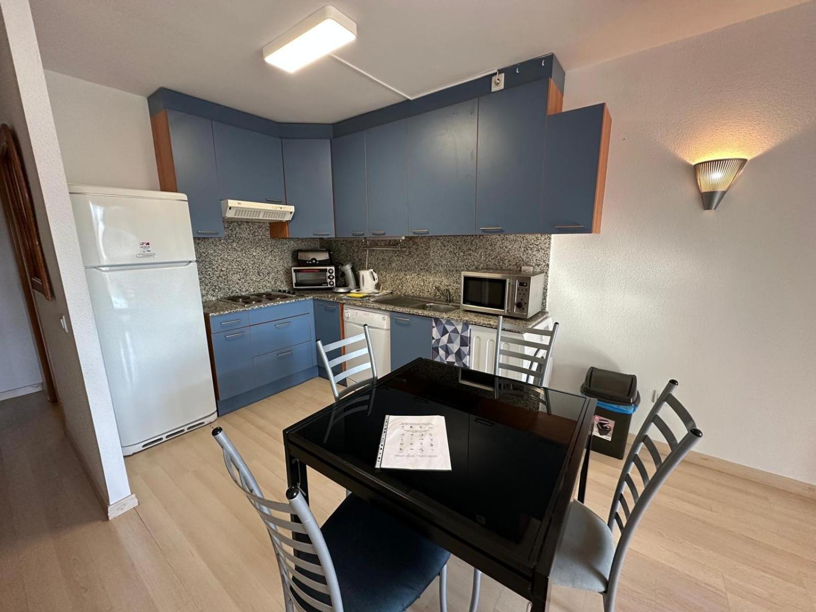Bonito Piso En Roses Con Piscina Y Parking Av-66 Daire Dış mekan fotoğraf